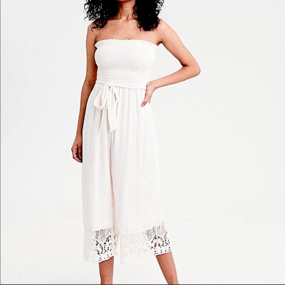 NWOT American Eagle Ivory Fringe Shorts Romper